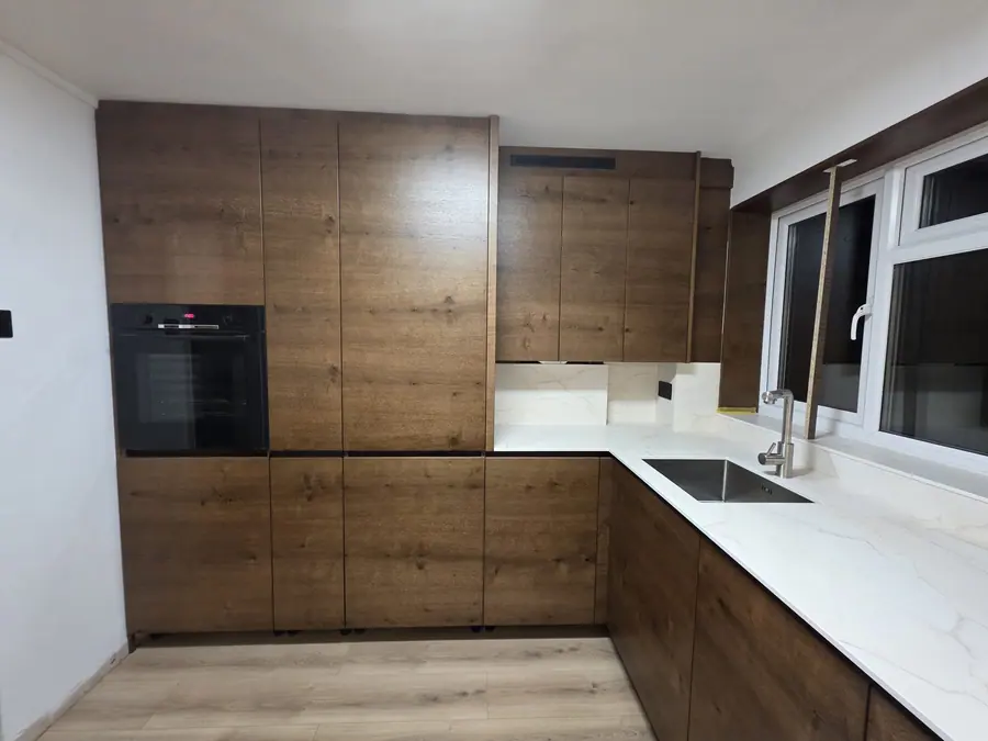 Oak kitchen with tall units